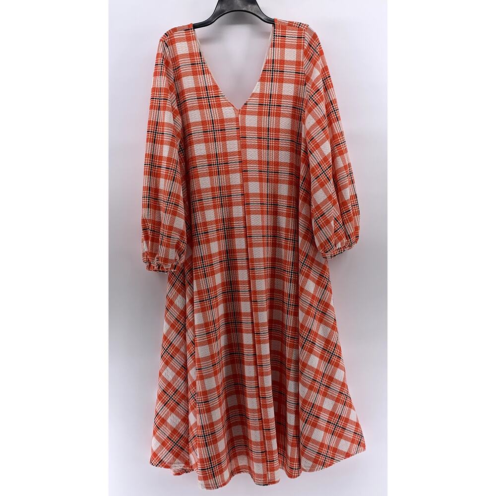 Plaid V-Neck Dress in Red and White